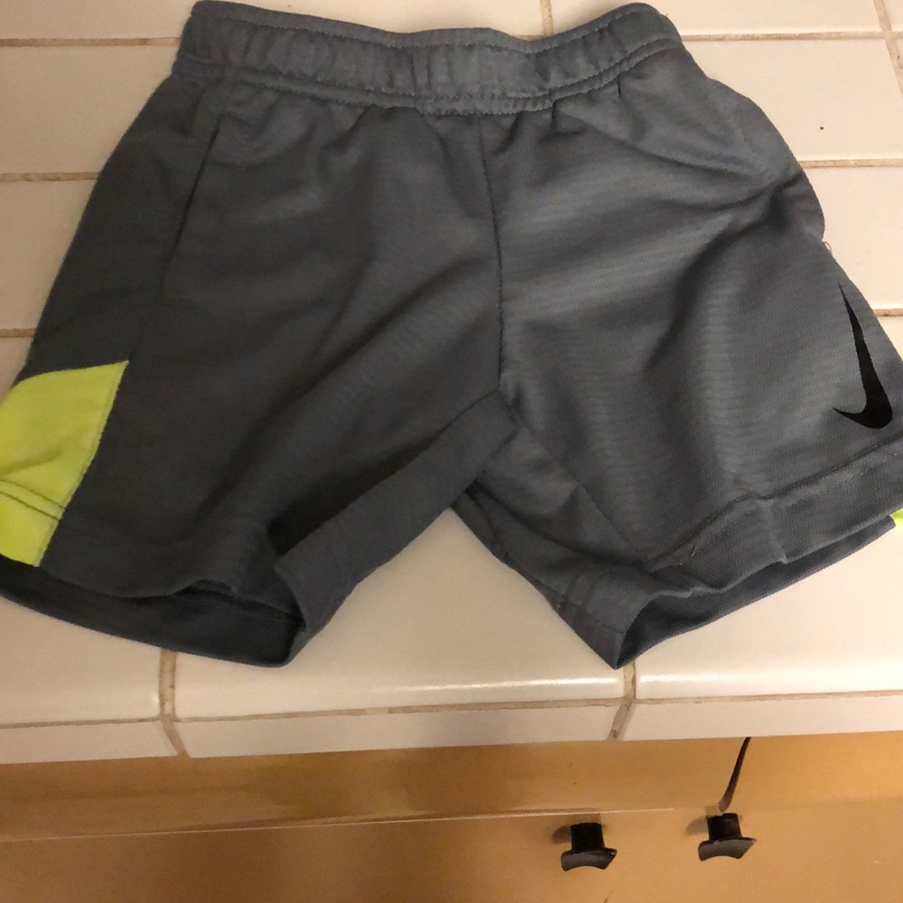 Nike Toddler Boy Dri-Fit Shorts, sz 3T